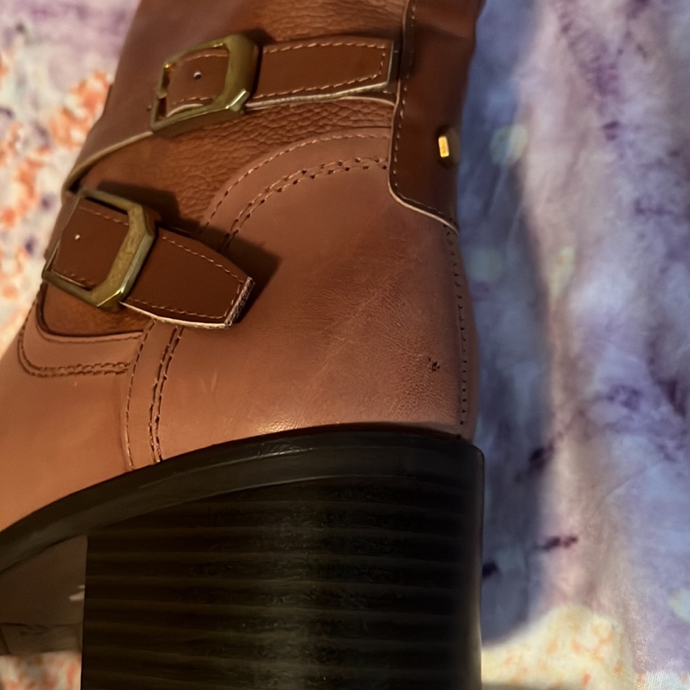 Tall brown boots - Picture 9 of 11